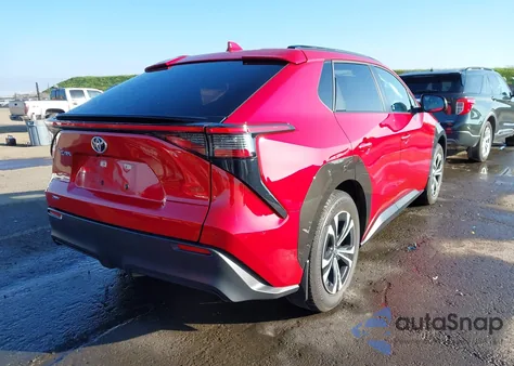 2024 Toyota Bz4X Xle from USA, damaged, VIN JTMAAAAA4RA046792